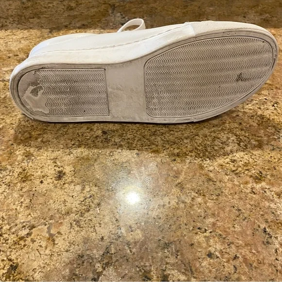 Express Shoes Mens Comfort Sneakers White Faux Leather Lace Up Low Top Size 9.5 - Picture 6 of 12